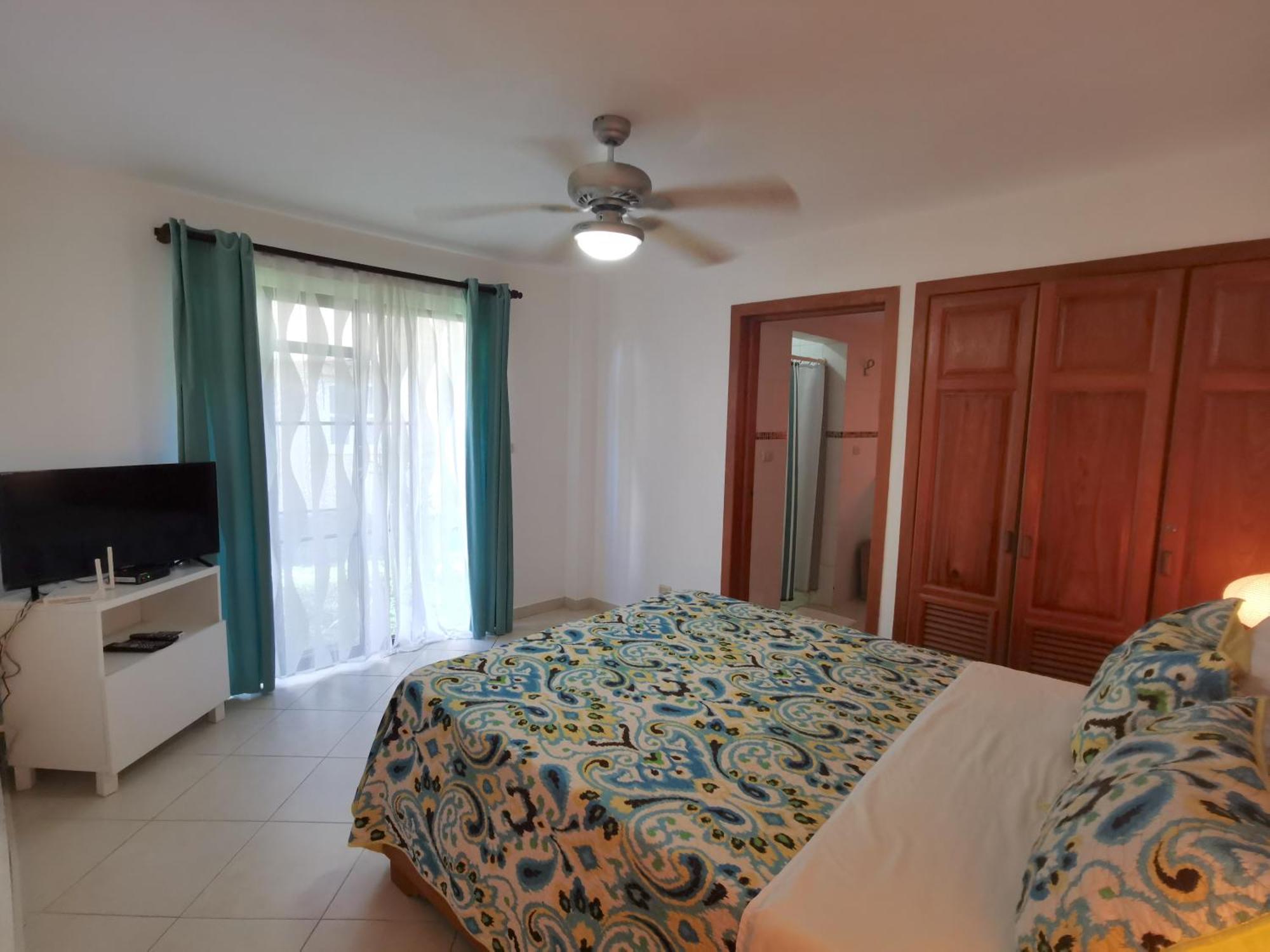Tropical Villas At Los Corales Beach - Caribbean Rentals Fzco 蓬塔卡纳 客房 照片